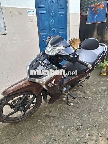 Cần đổi xe mới nên bán lại xe đang đi bình thường