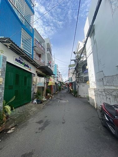 Định cư, cần bán gấp nhà phố , khu văn minh . 