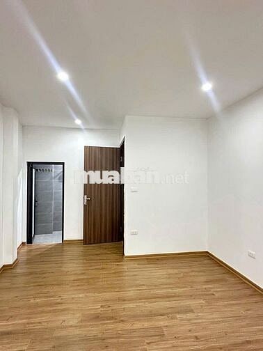 NHÀ XUÂN ĐỈNH,BẮC TỪ LIÊM - 38M2 4 TẦNG 3 NGỦ- 9,5 TỶ- SÁT PHỐ.