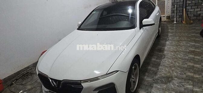 2022 A2.0 Base - 59000km. Trắng