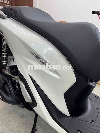 SH125 Cbs date 2024 Trắng rin siêu lướt 3k km