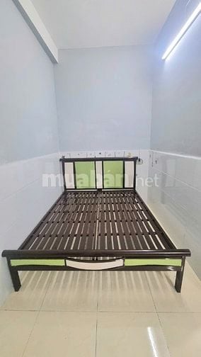 PHÒNG TRỌ MỚI SƠN SỬA CÓ MÁY LẠNH KỆ BẾP GIỜ GIẤC TỰ DO 