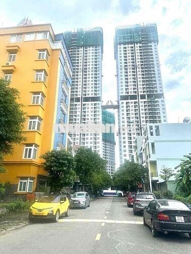 bán lô đât nằm trong kdc tdc. dôngd hoà gần làng đại hoc