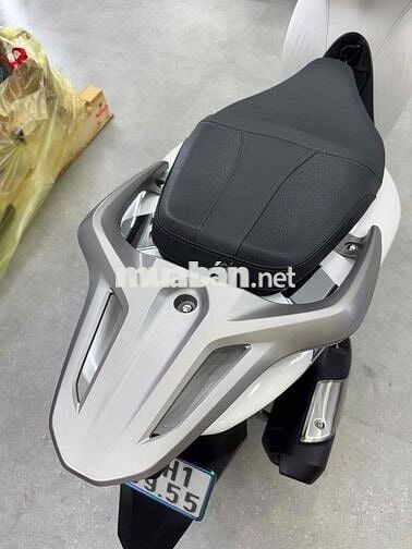 SH125 Cbs date 2024 Trắng rin siêu lướt 3k km