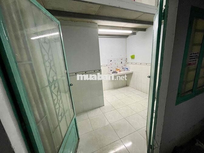 Phòng trọ 20m2 đường Nguyễn Văn Quỳ, Quận 7