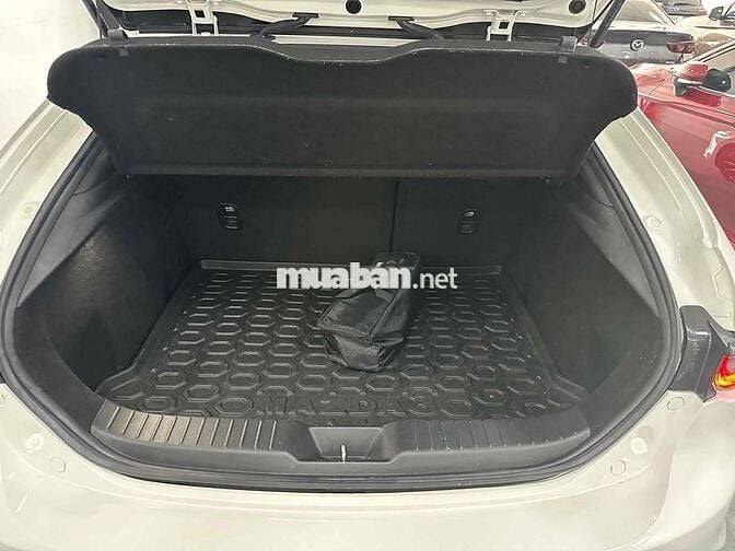 🔴 Mazda 3 2020 Sport1.5L Premium - 44000 km