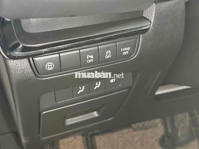 🔴 Mazda 3 2020 Sport1.5L Premium - 44000 km