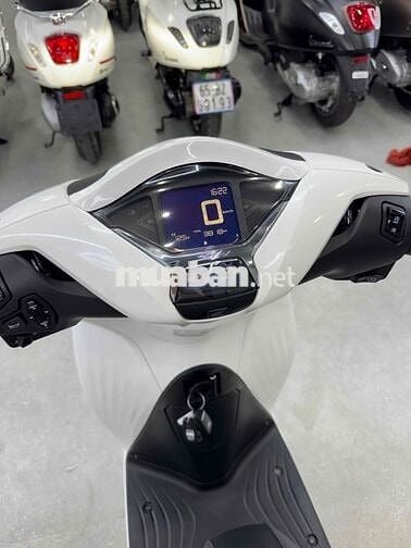 SH125 Cbs date 2024 Trắng rin siêu lướt 3k km