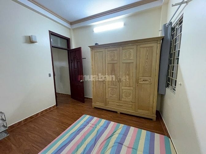 Nhà riêng ngõ phố hưng phúc yên sở dt40m2x4,5t giá 12tr có tl
