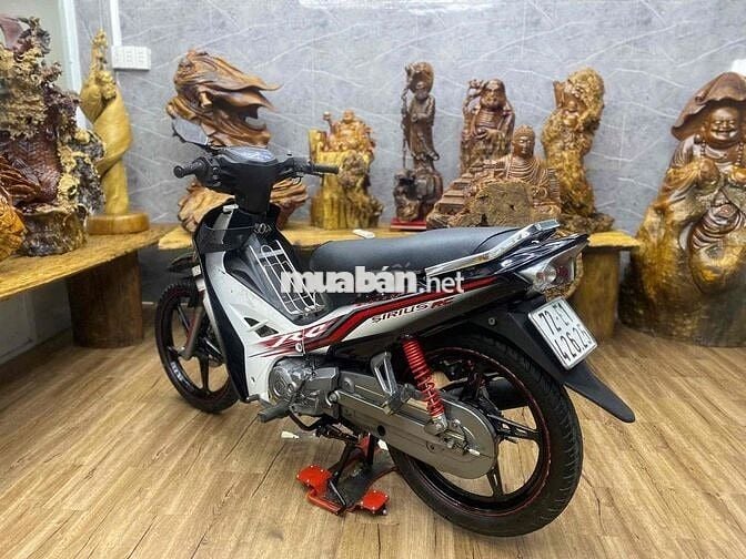 👉Sirius 110 máy móc zin êm, dàn áo cứng cáp