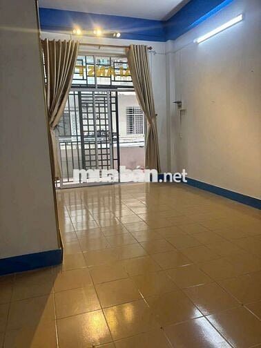 Nhà  TP HCM 49,7 m2, bao sổ hồng: 655 triệu. Cam kết không đăng ảo