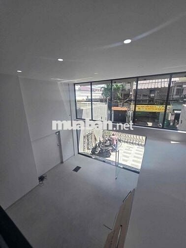 CHO THUÊ MBKD DIỆN TÍCH LỚN TẠI QUẬN 7