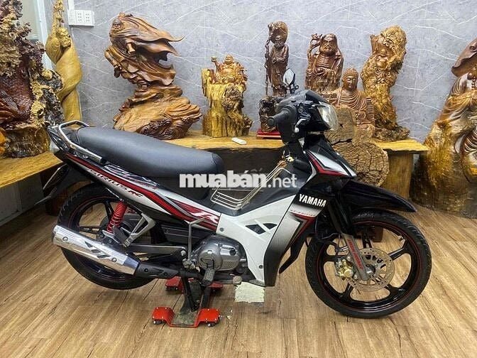 👉Sirius 110 máy móc zin êm, dàn áo cứng cáp