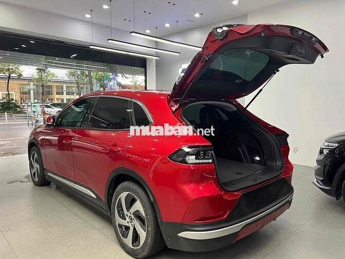 VinFast VF8 2023 Eco - 61000 km