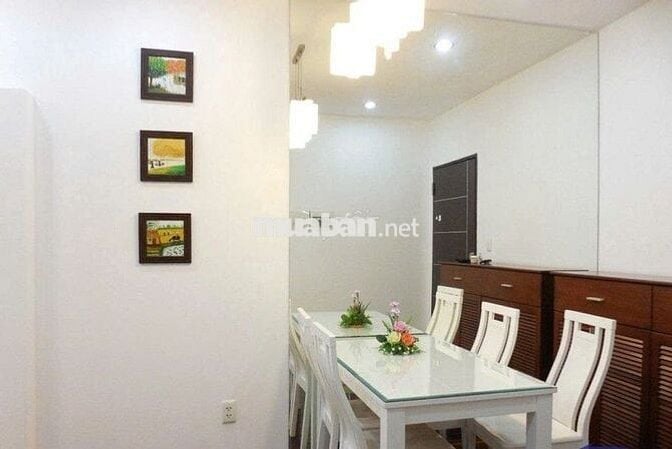 Bán CH Sky Garden 3. DT 56m2-2 Phòng-1wc Sẵn HĐT 12 triệu Giá 4.270 Tỷ