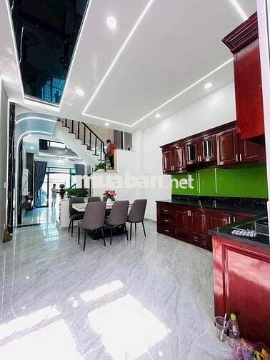 Nhà Đẹp Thạnh Lộc 37, Đường rộng thênh thang