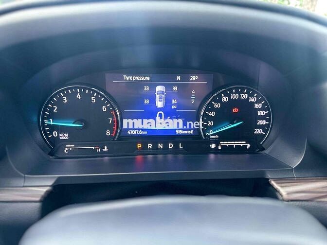 FORD EXPLORER 2022 – Còn 1 Chiếc ***