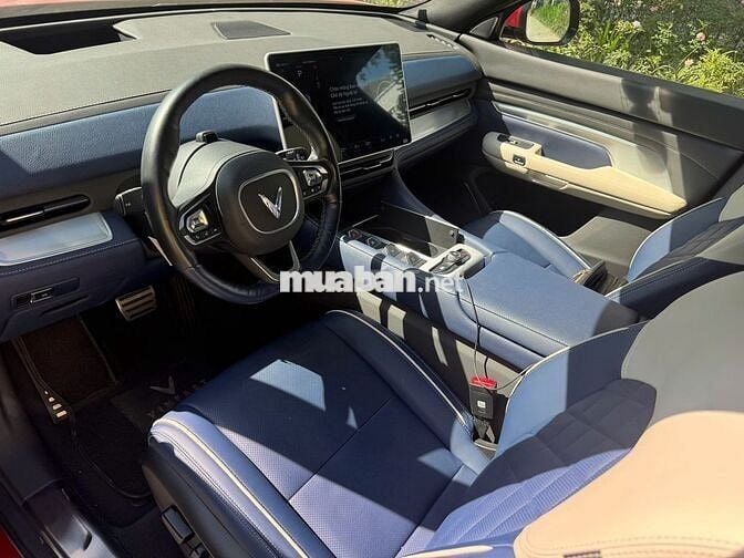 VinFast VF9 2023 Plus - 37000 km