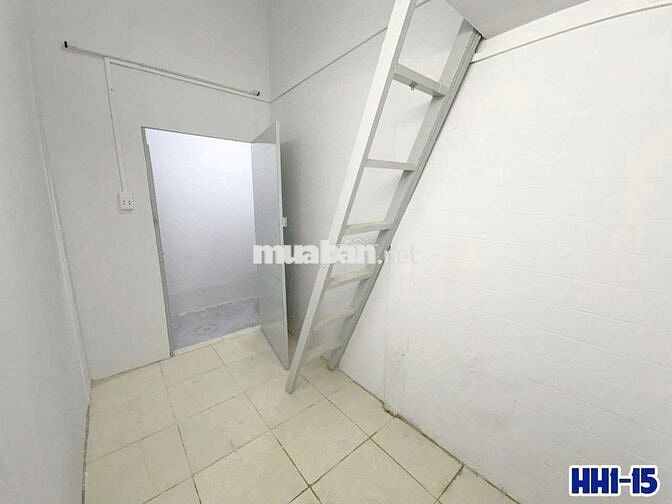 Phòng gác giá rẻ gần Vạn Hạnh Mall