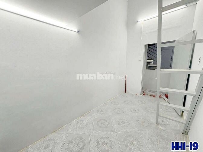 Phòng gác giá rẻ gần Vạn Hạnh Mall