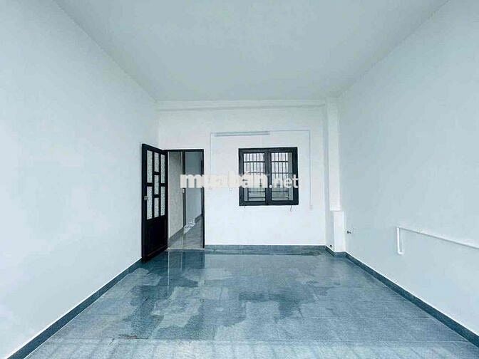 Nhà Đẹp Thạnh Lộc 37, Đường rộng thênh thang