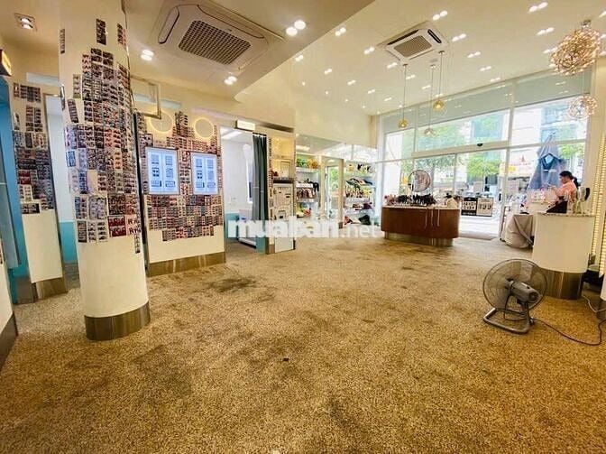 CHO THUÊ NHÀ MT NGUYỄN THÁI HỌC Q1, DT 6.5x15M, TRỆT LỬNG, 100 TRIỆU