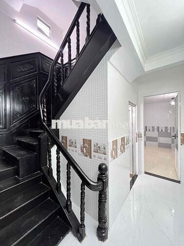 Cho thuê nhà Lê Lai lộ 5m gần công viên Lưu Hữu Phước giá rẻ 12 triệu