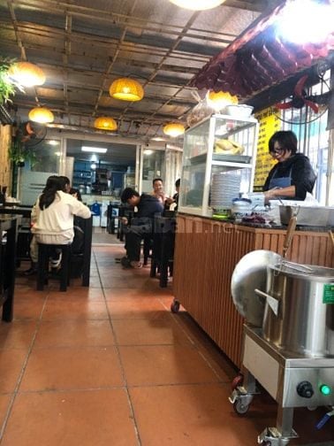 Sang nhượng quán phở gà tại phố tạ Quang bửu 