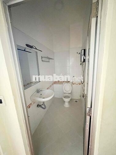 🔥 CHO THUÊ NHÀ MẶT TIỀN ĐẸP – ĐƯỜNG TÂN PHONG, QUẬN 7 🔥