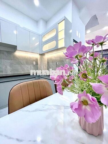 40m2, BÁN NHÀ 2 TẦNG ĐÚC, 3Pn, QUANG TRUNG, P10 GÒ VẤP, 4 TỶ NHỈNH