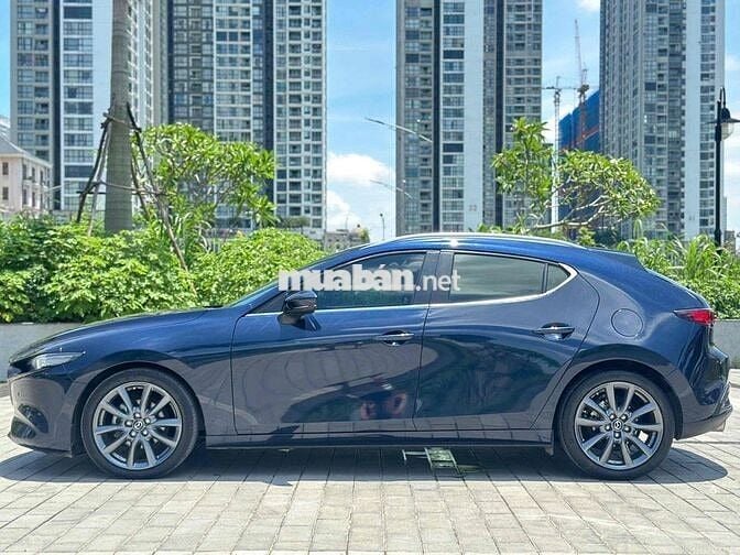 Mazda 3 2022 1.5L Sport Premium - 65000 km