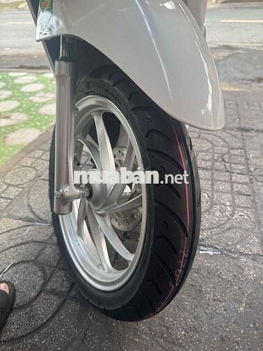 vision trắng 2022 . khoá chìa