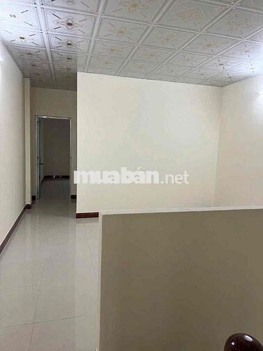 Nhà lầu 3 phòng mới xây KDC Hồng Phát