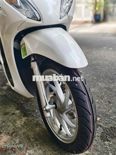 vision trắng 2022 . khoá chìa