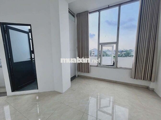 Cho thuê phòng studio cửa sổ trời có máy lạnh gần Phạm Văn Chiêu GV