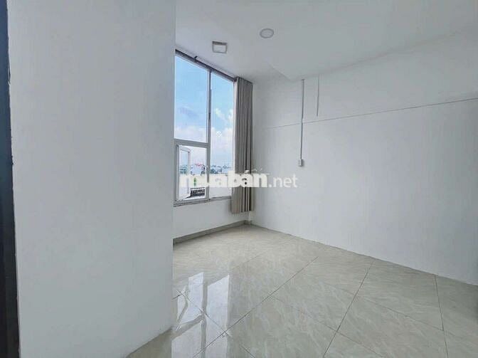 Cho thuê phòng studio cửa sổ trời có máy lạnh gần Phạm Văn Chiêu GV