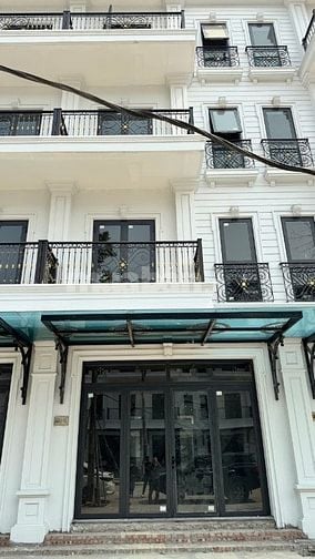 Nhà liền kề cho thuê tại Đông Dương Residence.