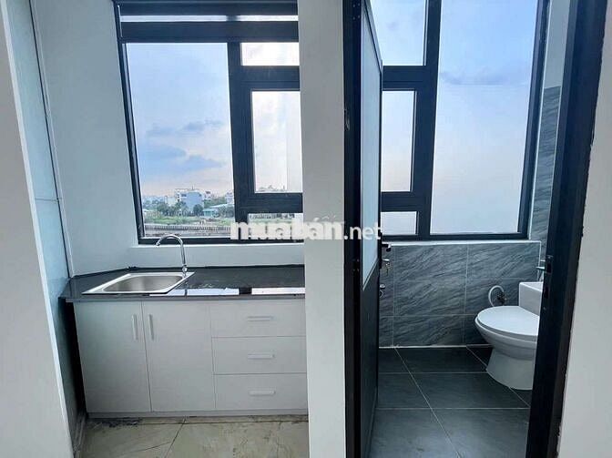 Cho thuê phòng studio cửa sổ trời có máy lạnh gần Phạm Văn Chiêu GV