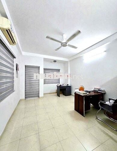 CHO THUÊ NHÀ HẺM Ô TÔ CÁCH MẠNG THÁNG 8, PHƯỜNG 15, QUẬN 10