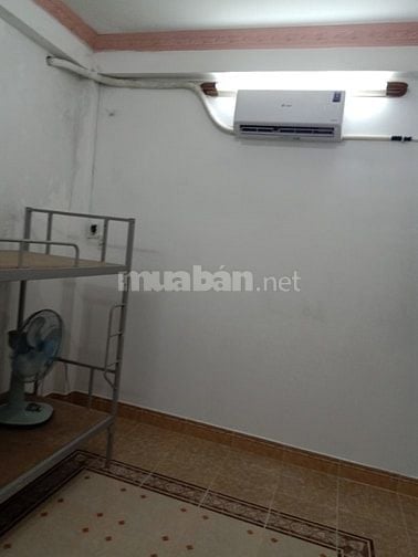 Chính chủ cho thuê phòng trọ có máy lạnh, mới sạch sẽ đẹp 