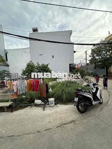 Phước Kiển-Nhà bè, đất thổ cư, 2 mặt tiền hẻm xe hơi 80m2. Giá 4,2 tỷ