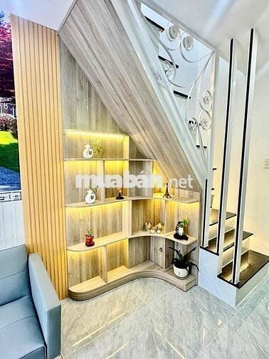 SIÊU PHẨM NHÀ MỚI PHƯỜNG 10 quan trung. gò vấp giá 3.870ty