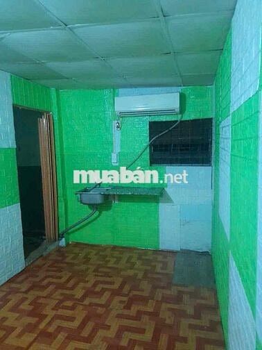 Phòng Trọ sinh viên cách mặt tiền PTH 30m