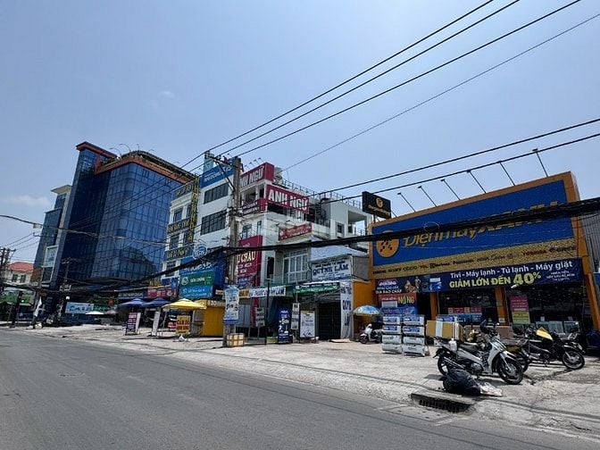 Mặt Tiền Nguyễn Thị Định Q2 - 120m² - Thuê 35tr/tháng - Giá Chỉ 32 Tỷ!