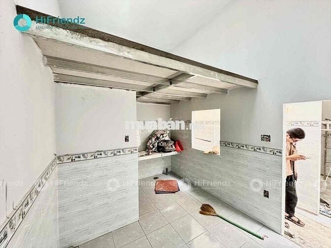 phòng trọ giá rẻ ngay cầu Tân Thuận sát KCX Tân Thuận