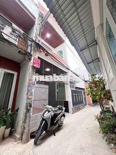 CHO THUÊ NHÀ LẦU MỚI HẺM 359 ĐƯỜNG NGUYỄN VĂN CỪ mới đẹp