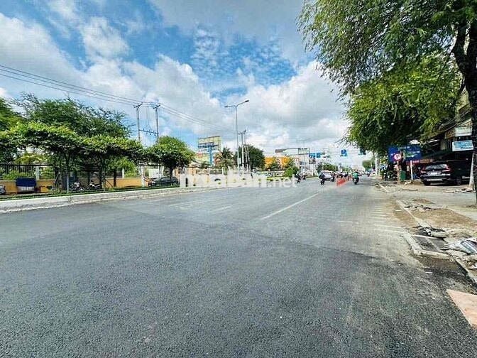 NC mặt tiền đường 30/4 ngang 8m