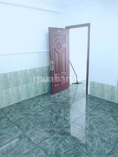 Cho thuê nhà MT 1B4 Nguyễn Đình Chiểu, Quận 1, 8PN, 8WC, Hầm, 5 Tầng.