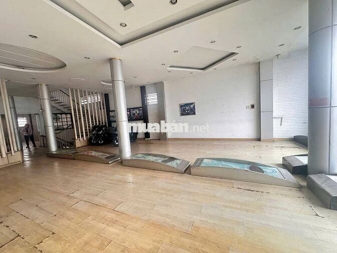 Cho Thuê Nhà Trệt 3 Lầu Góc 2MT 7,5M Trần Hưng Đạo Trung Tâm Cần Thơ