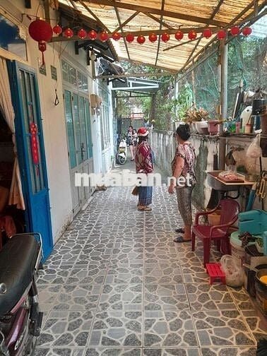 Cho thuê nhà  3 x 5 ( 1 trệt, 2 lầu)